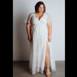 Gorgeous Long White Baltic Born Dress - XL